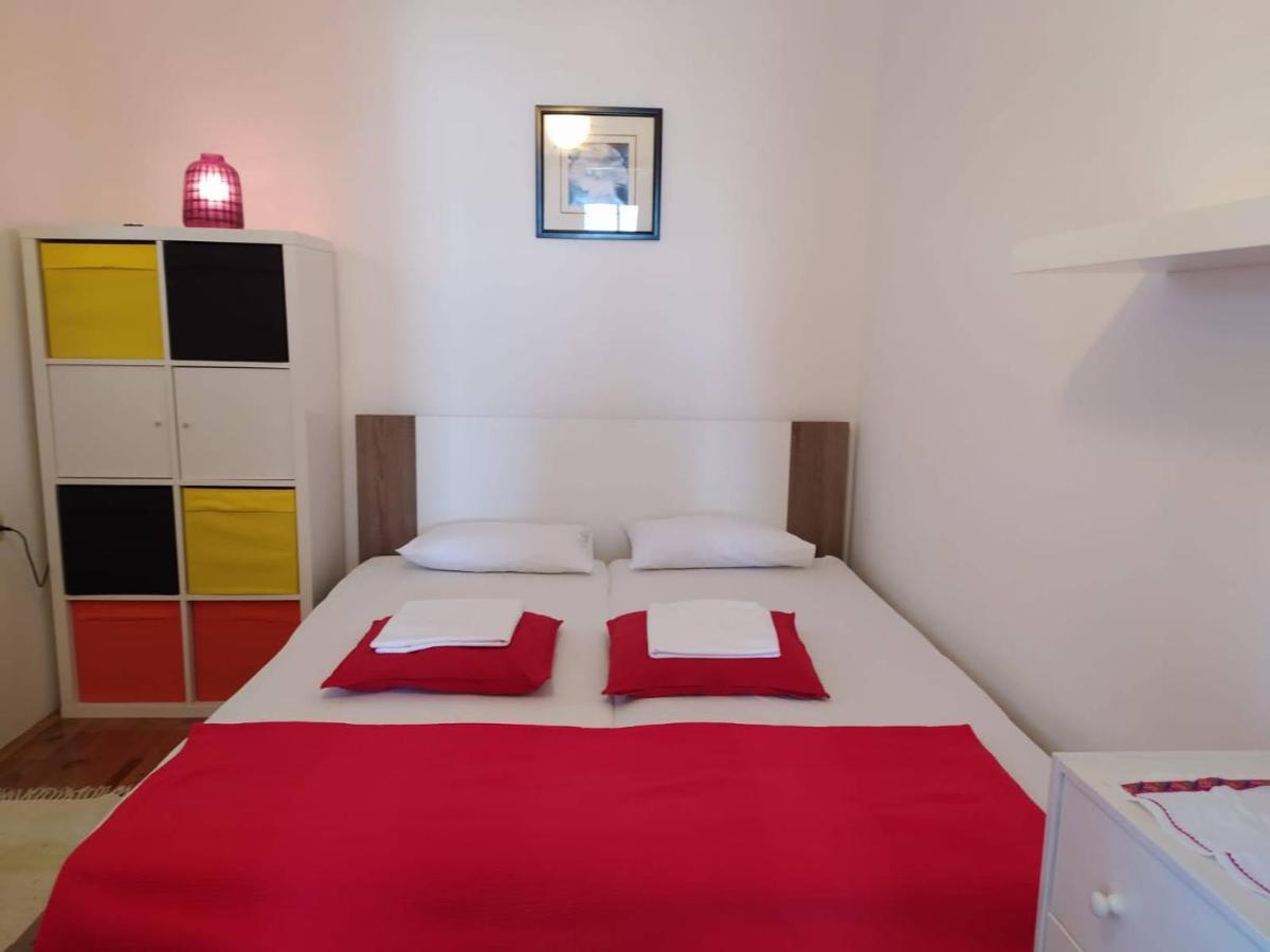 Apartments Ljerka Stara Novalja Luaran gambar